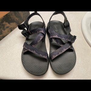 Boys Chaco’s size 4